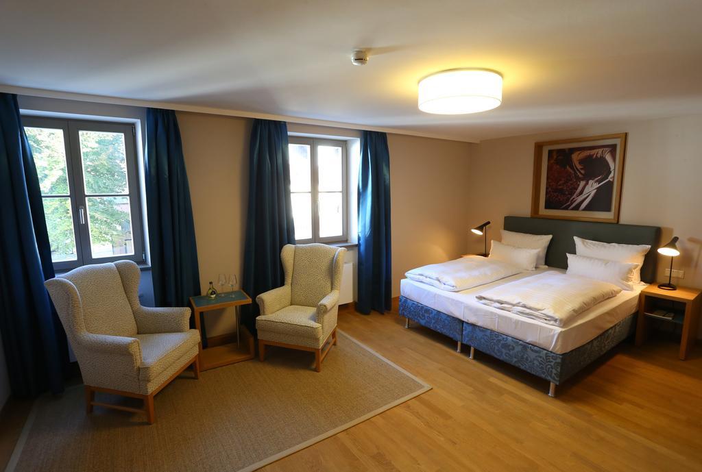 Vogelsburg Otel Escherndorf Oda fotoğraf